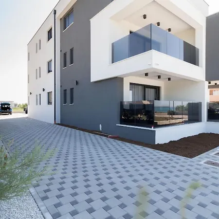 Lejlighed Ferienwohnung Fuer 5 Personen Ca 70 Qm In Nin, Dalmatien Norddalmatien